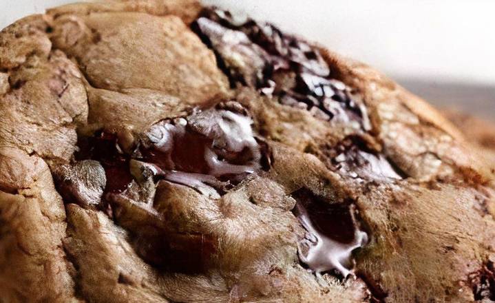 Order Chuncky Chocolate Chip Cookies food online from Ianazone Pizza store, Boardman on bringmethat.com