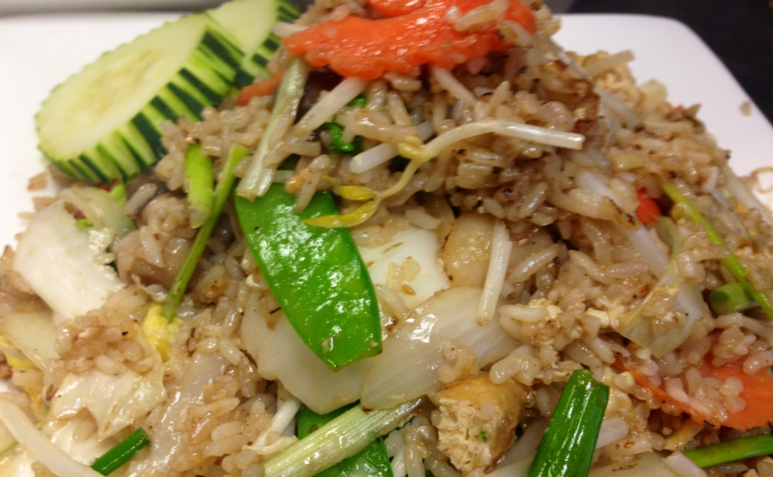 Order Vegetable Fried Rice food online from Thai Chili Stone Oak store, San Antonio on bringmethat.com