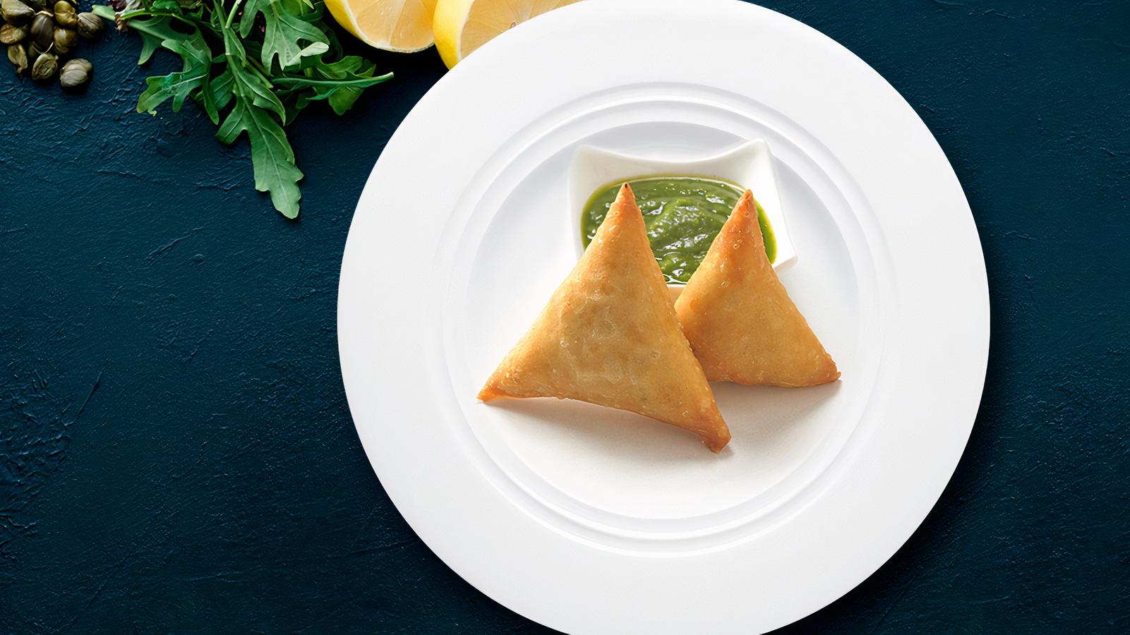 Order Famous Indian Vegetable Samosa food online from Fire Biryani store, San Francisco on bringmethat.com