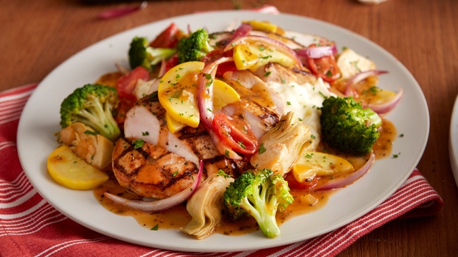 Order Tuscan Chicken food online from Mimis Cafe store, Antioch on bringmethat.com