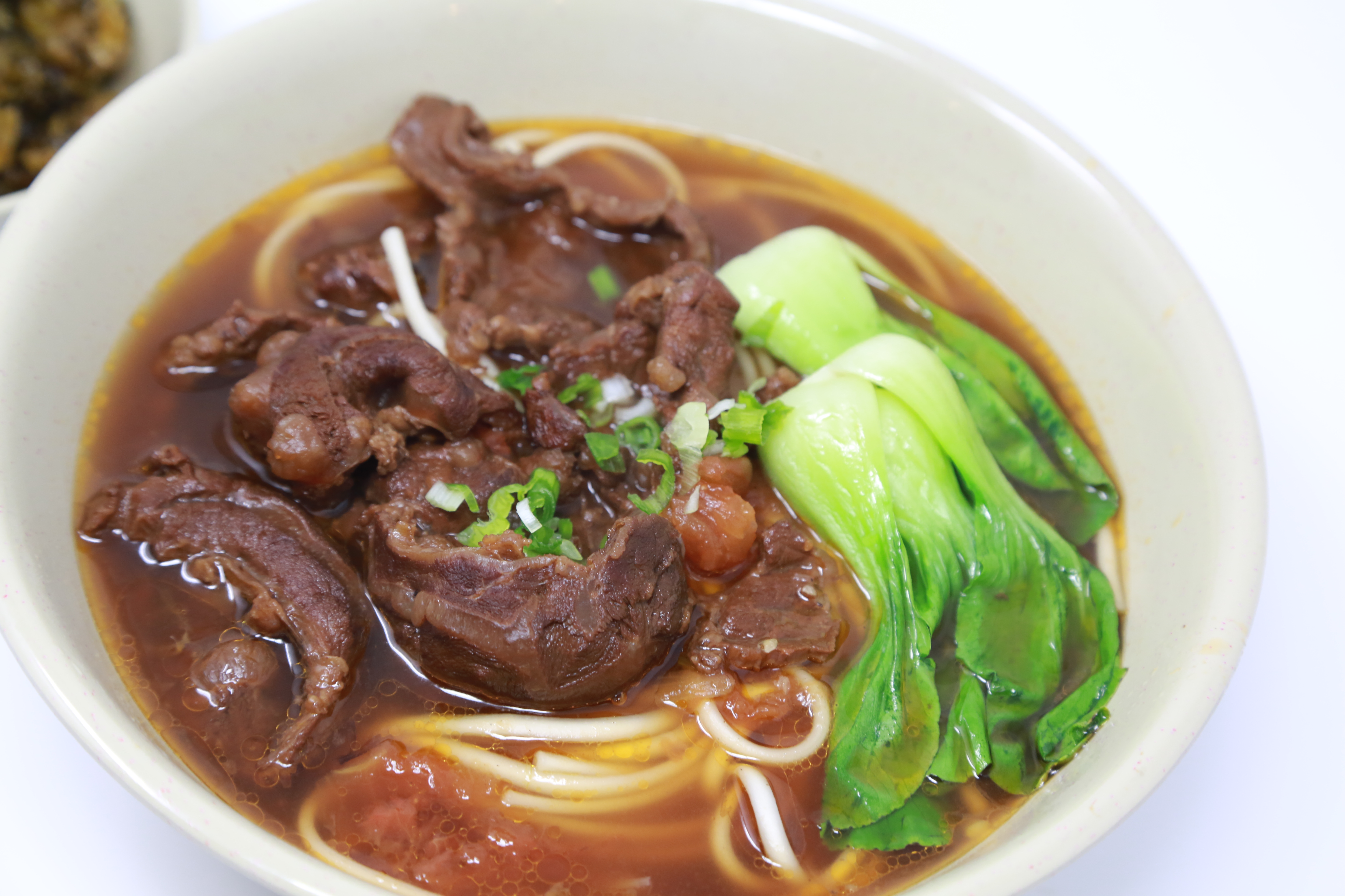 Order N02. Tomato Beef Noodles 蕃茄牛肉麵 food online from Uncle Chen Primetime store, State College on bringmethat.com