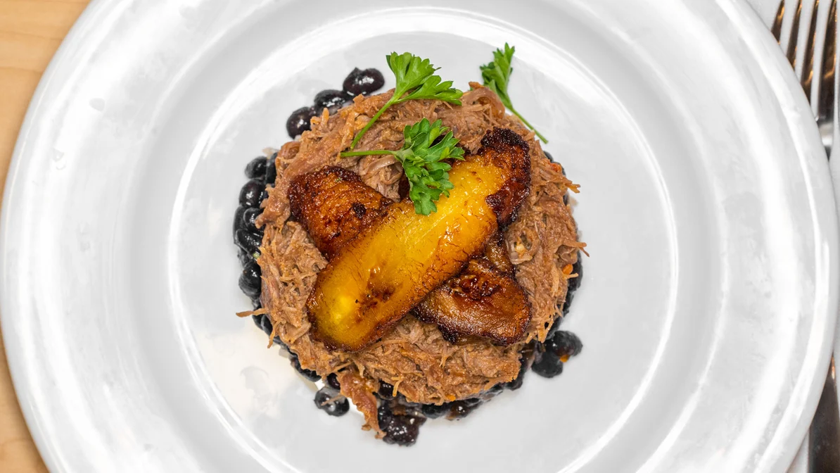 Order Pabellon Criollo food online from Arepa Bar store, Minneapolis on bringmethat.com