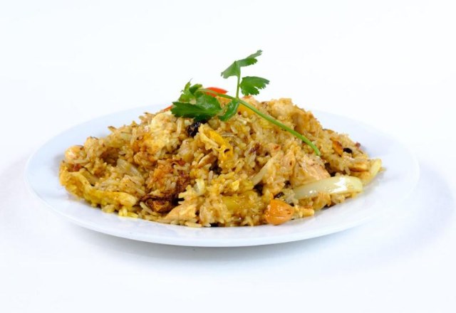 Order 7. Young Chow Fried Rice food online from King Wok Restaurant store, Philadelphia on bringmethat.com