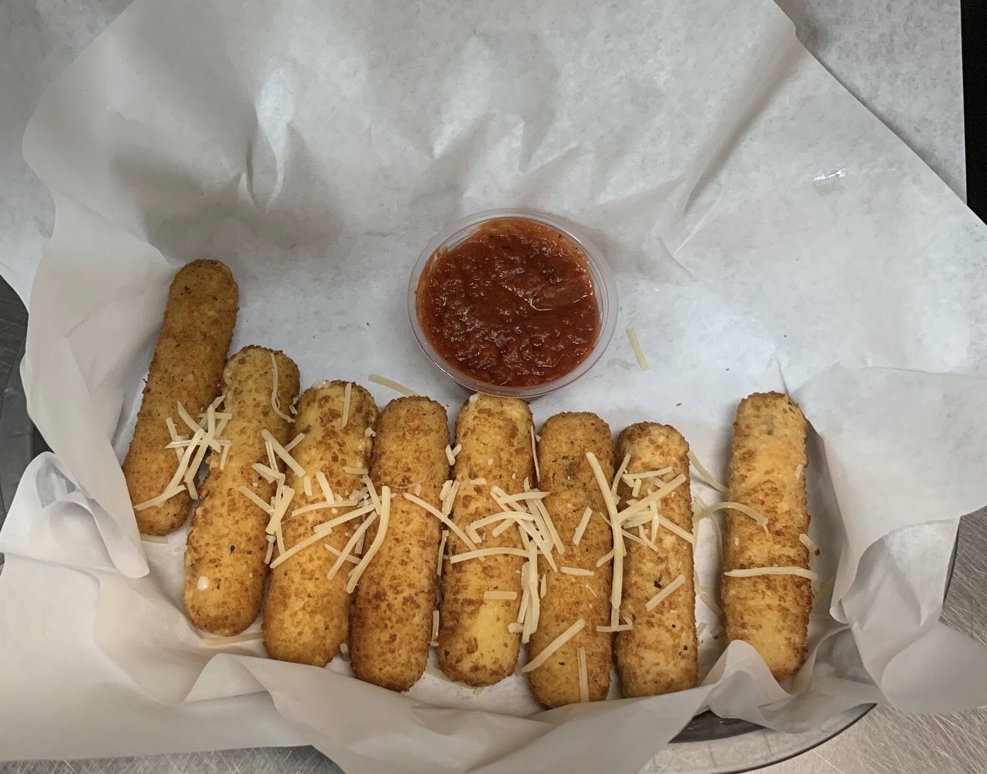Order Mozzarella Sticks food online from Chino Hills Brewing Co store, Chino Hills on bringmethat.com