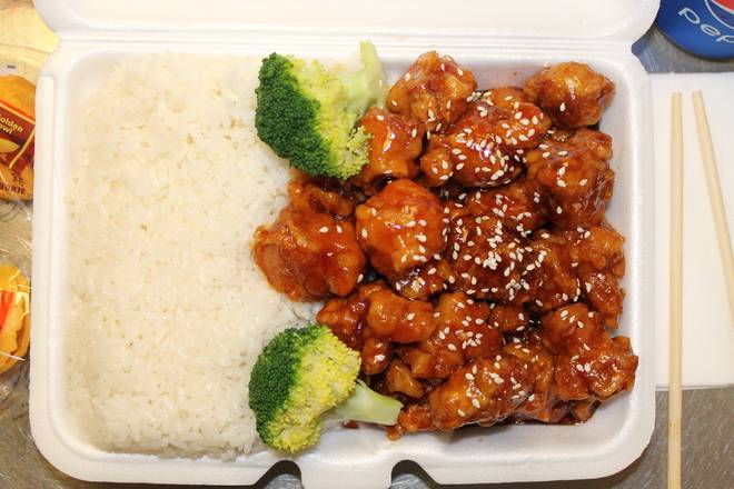 Order Sesame Chicken with White Rice food online from Sui Min House store, Paterson on bringmethat.com