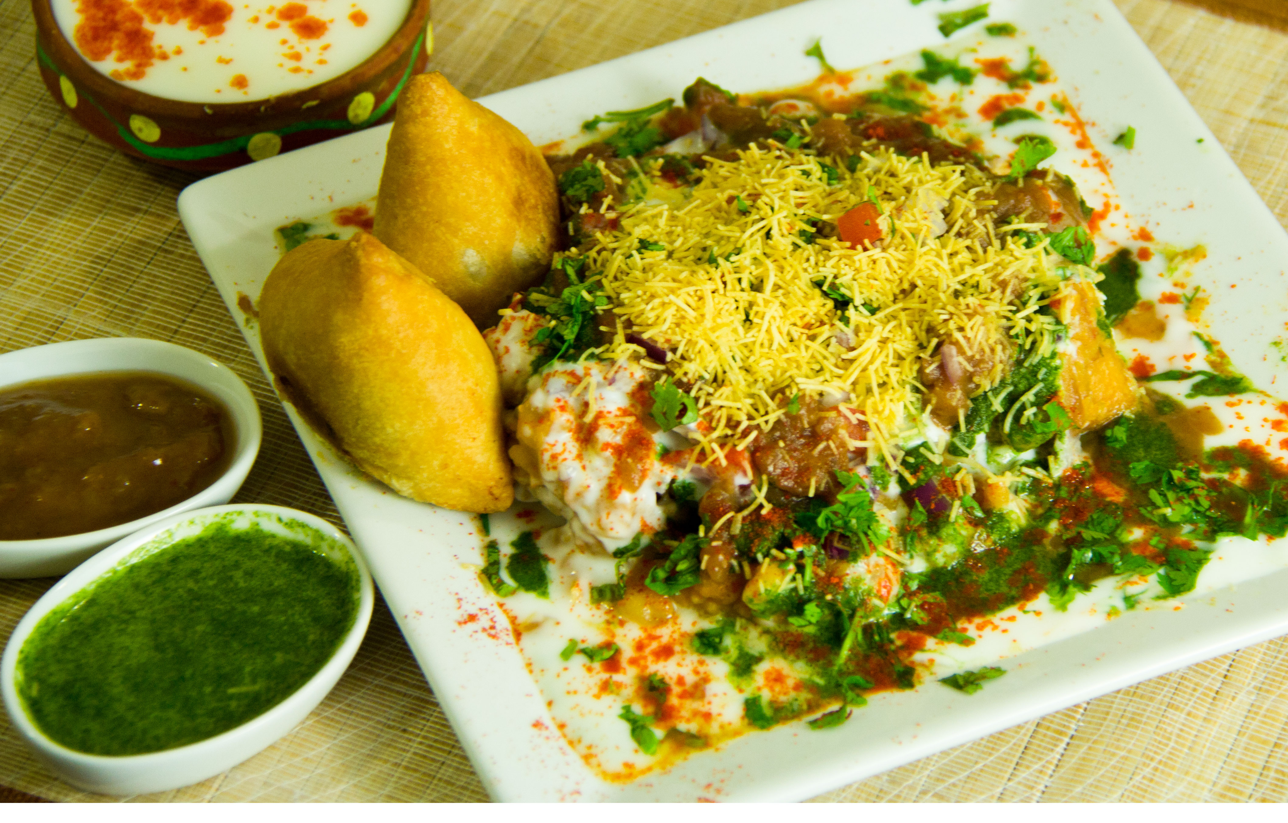 Order Samosa Chaat food online from House Of Biryanis store, Sunnyvale on bringmethat.com