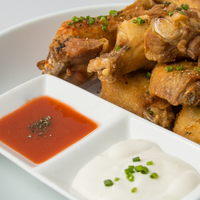 Order Buffalo Wings food online from Amante Pizza & Pasta store, Everett on bringmethat.com