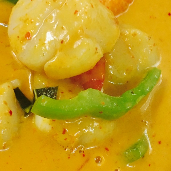 Order Panang Curry food online from The Dish Thai Fusion Cuisine store, Studio City on bringmethat.com