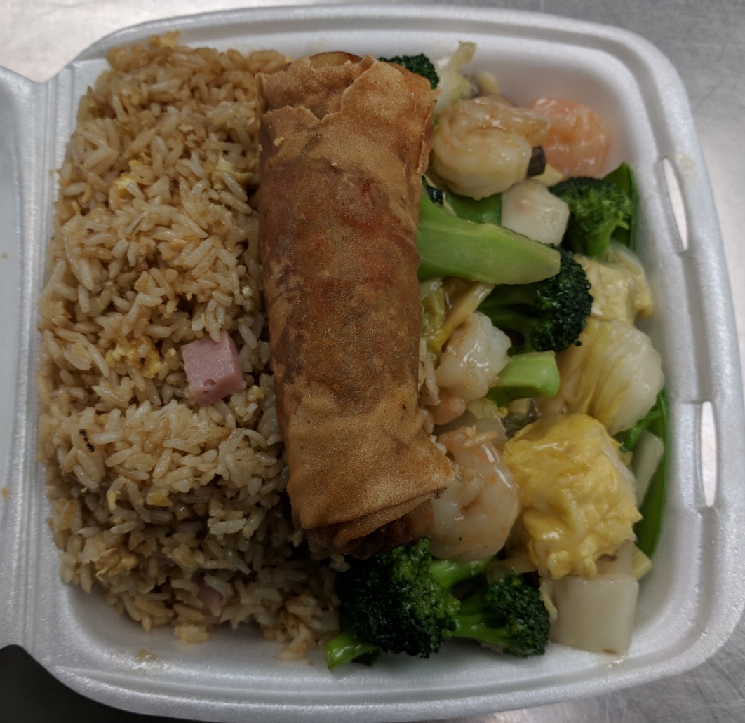 Order L15. Shrimp with Mixed Vegetables and Eggroll Lunch food online from Golden Pearl store, Salt Lake City on bringmethat.com