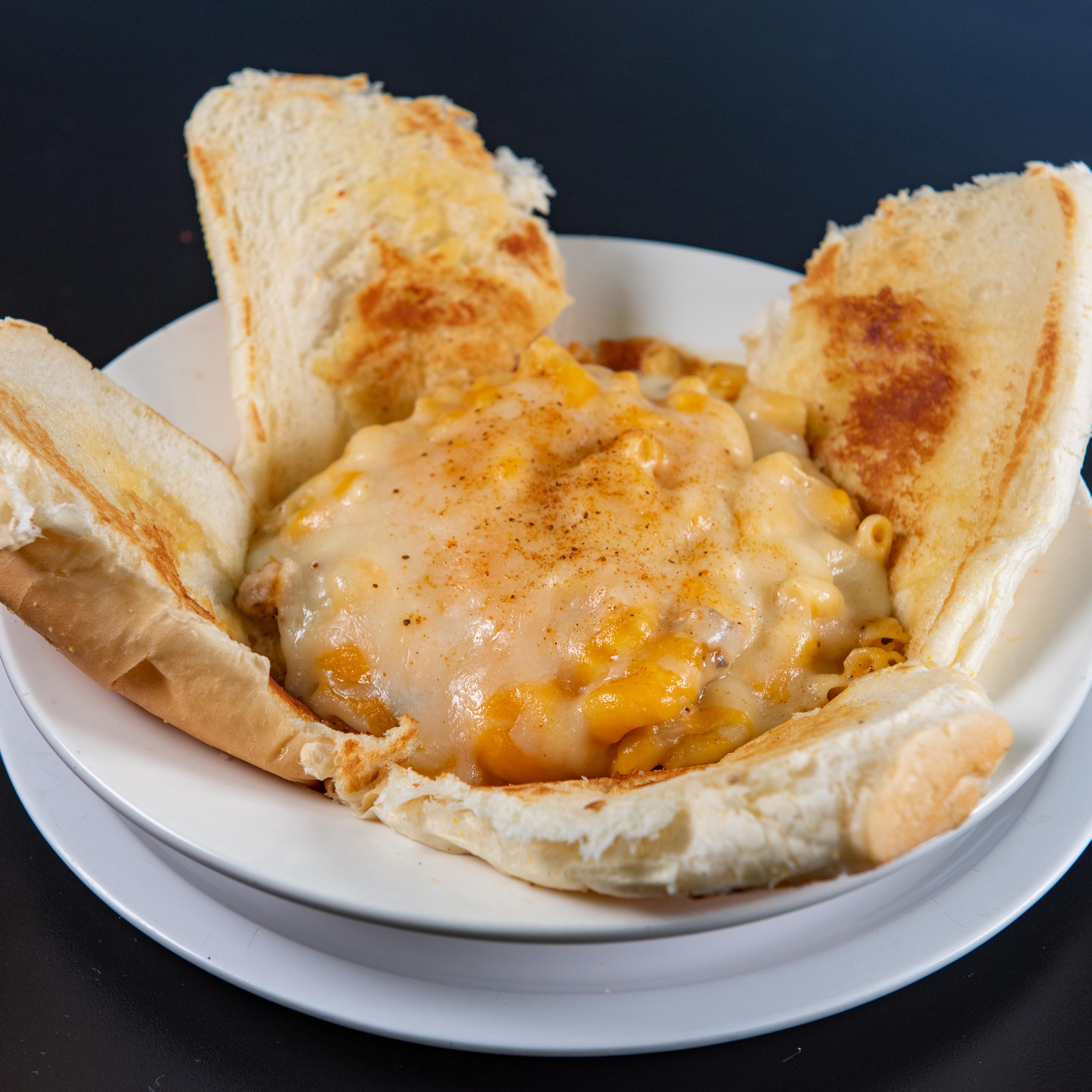 Order Crab Mac and Cheese Dinner food online from Dockside Seafood store, Annapolis on bringmethat.com