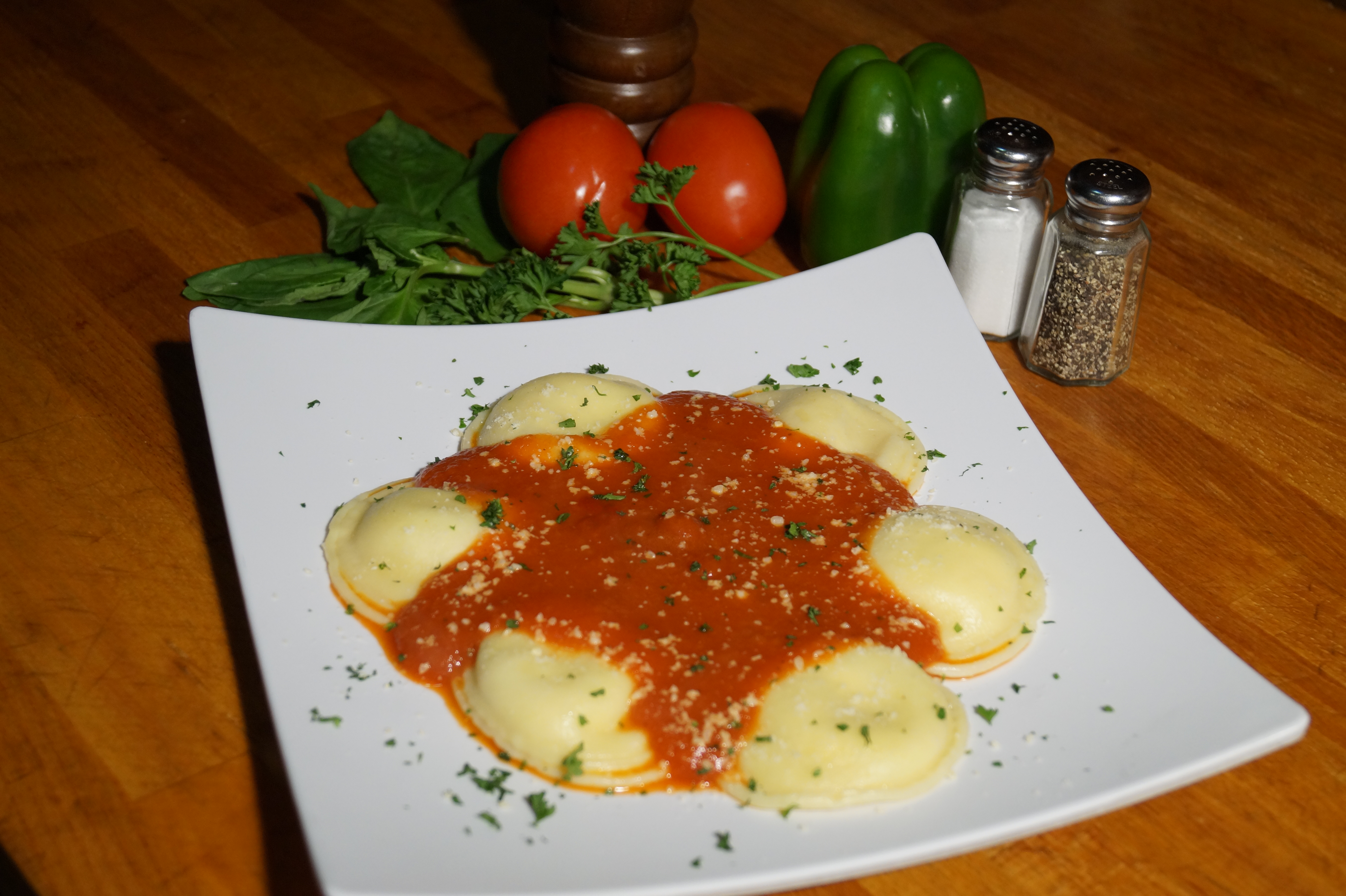 Order Cheese Ravioli food online from Pizza Lounge store, Pasadena on bringmethat.com