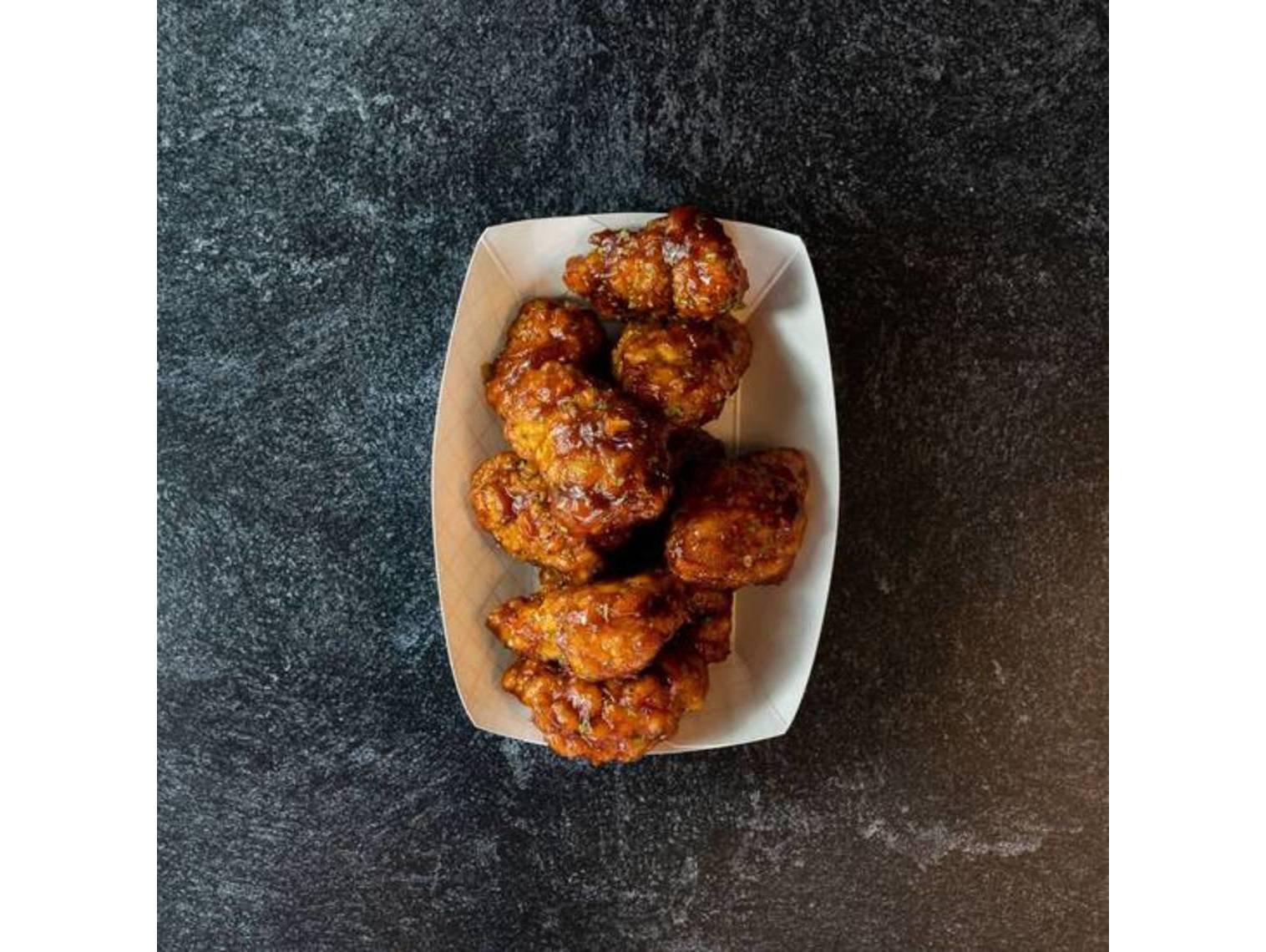 Order Boneless Wings food online from Slice Factory store, Chicago on bringmethat.com