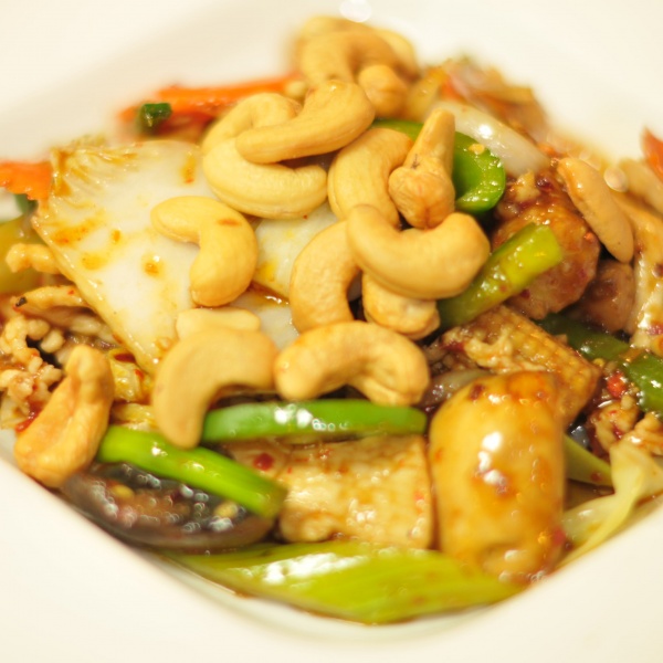 Order Cashew Nut Delight food online from Thai Green Village store, Frisco on bringmethat.com