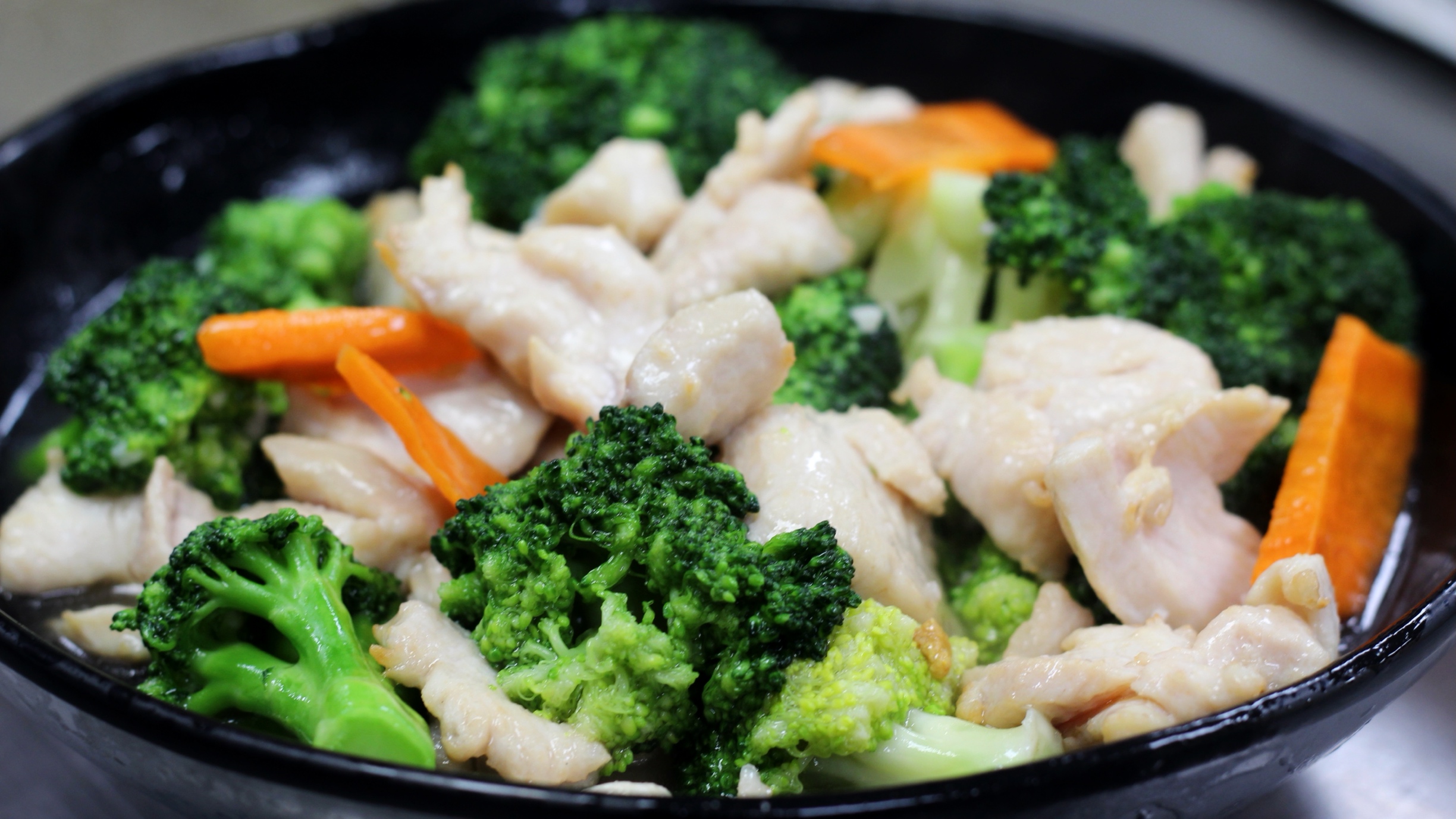 Order C2. Broccoli Chicken food online from Captain King Seafood City store, Memphis on bringmethat.com