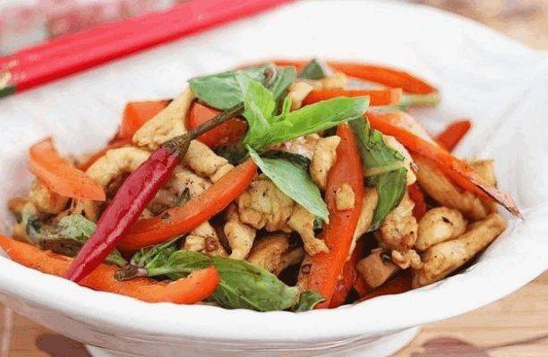 Order Spicy Basil food online from Osha Thai Cafe store, Scottsdale on bringmethat.com