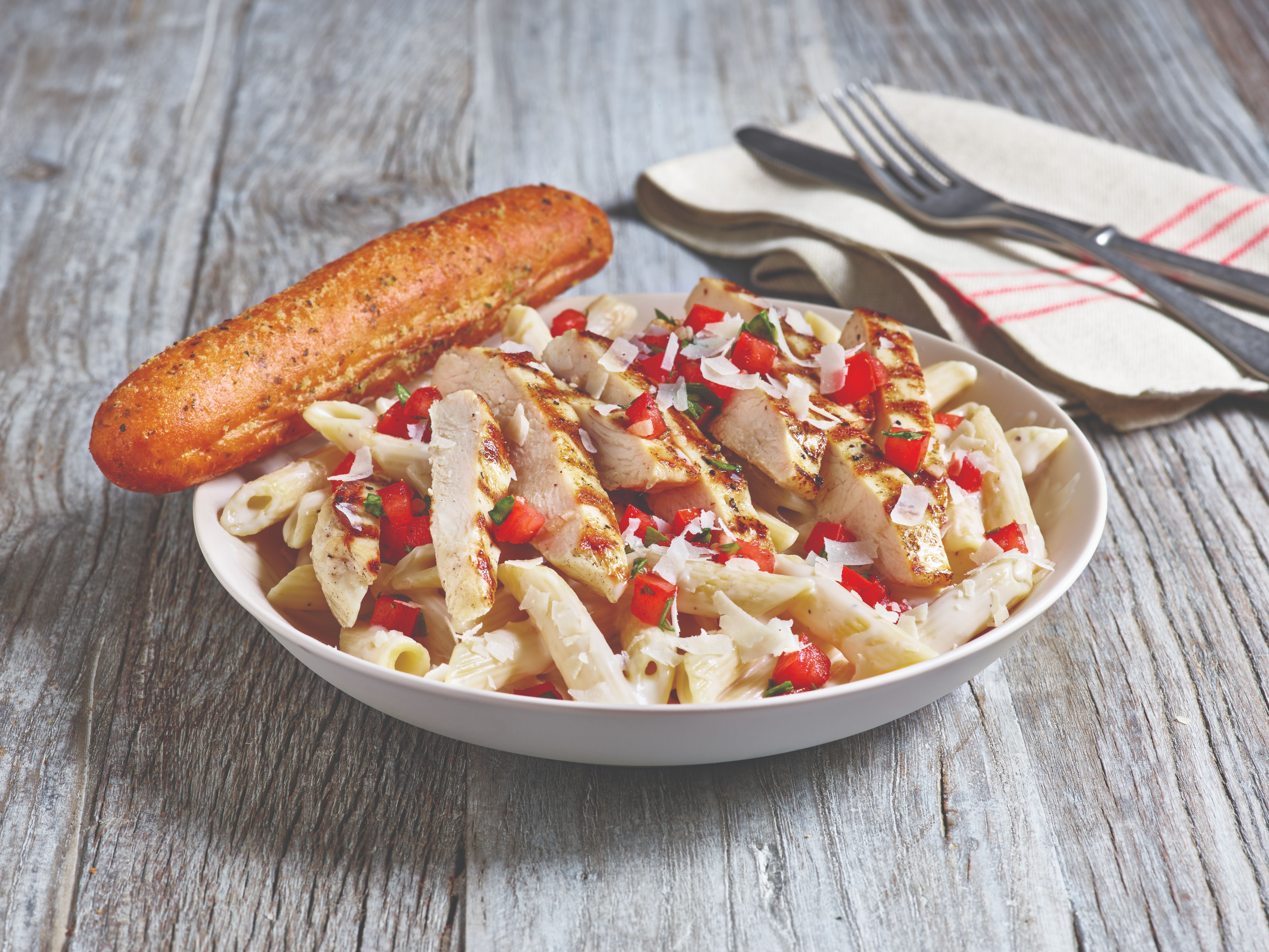 Order 3-Cheese Chicken Penne food online from Applebee store, Detroit on bringmethat.com