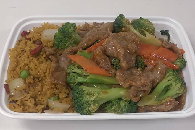 Order C26 Beef with Broccoli food online from China Wok - Cordova store, Cordova on bringmethat.com