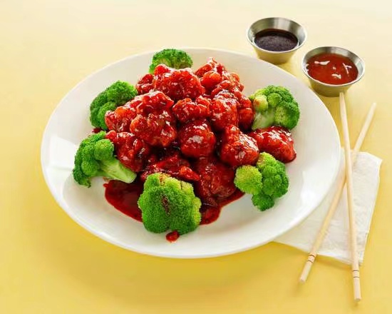 Order 118. General Tso's Chicken food online from China Dragon store, Nashville on bringmethat.com