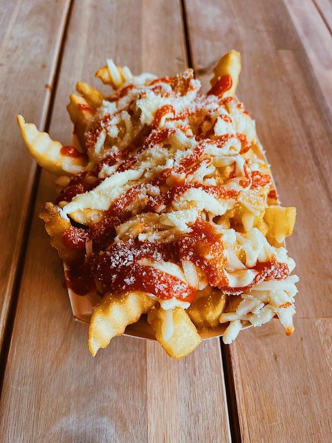 Order Loaded Fries  food online from Dumm Pizza & Subs store, Riverdale Park on bringmethat.com