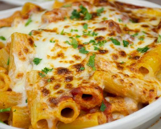 Order Baked Rigatoni food online from Eddie's Italian Eatery store, Claremont on bringmethat.com
