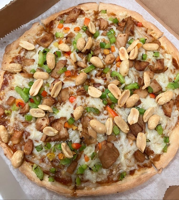 Order Kung Pao Chicken Pizza - 10'' food online from Pythagoras store, Sugar Land on bringmethat.com