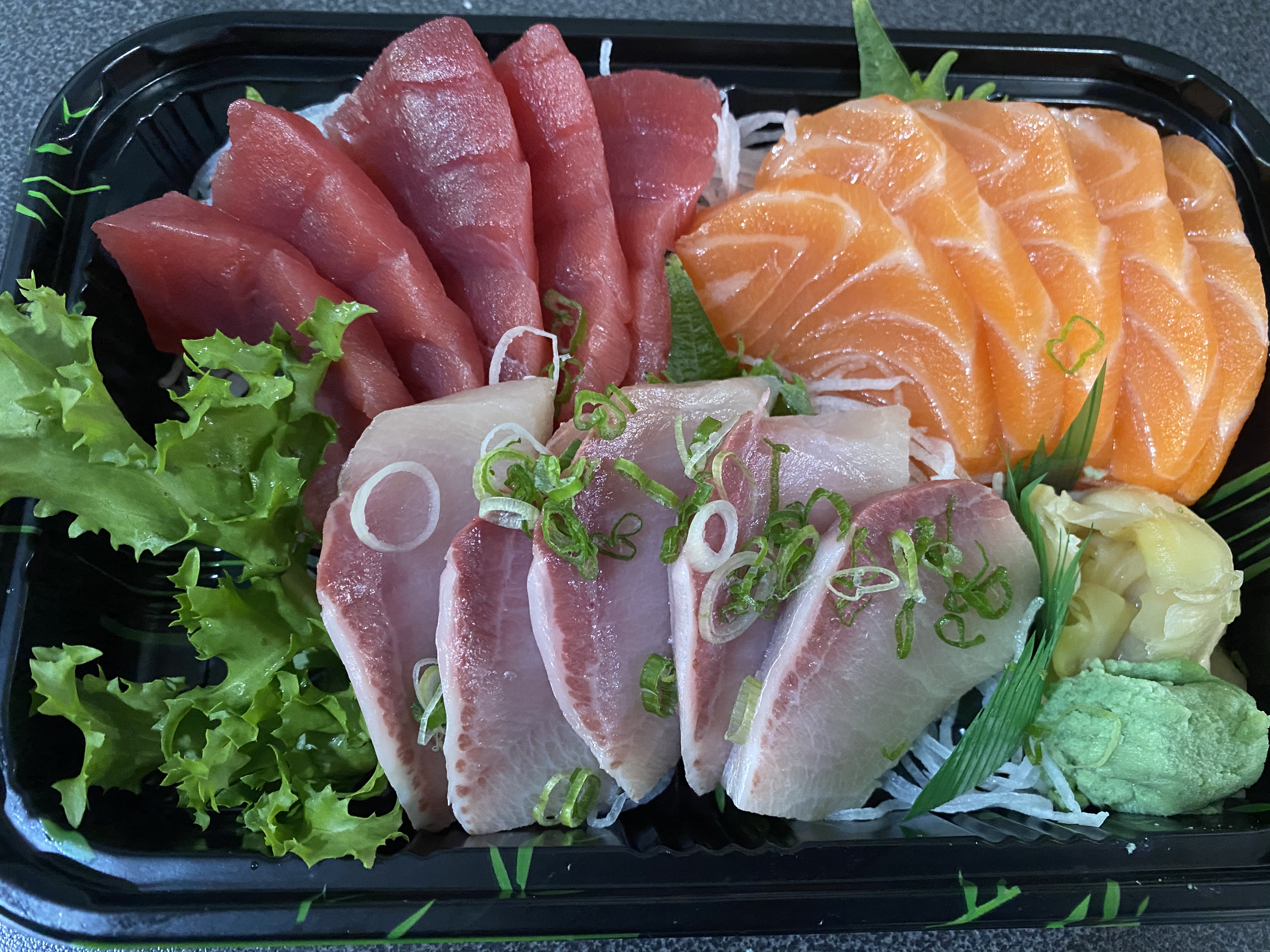 Order Tricolor Sashimi Dinner food online from Bayard Sushi store, New York on bringmethat.com