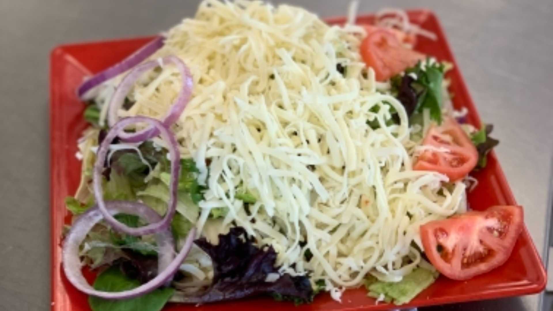 Order Garden Salad - Salad food online from Best Way Pizza store, Bedford on bringmethat.com