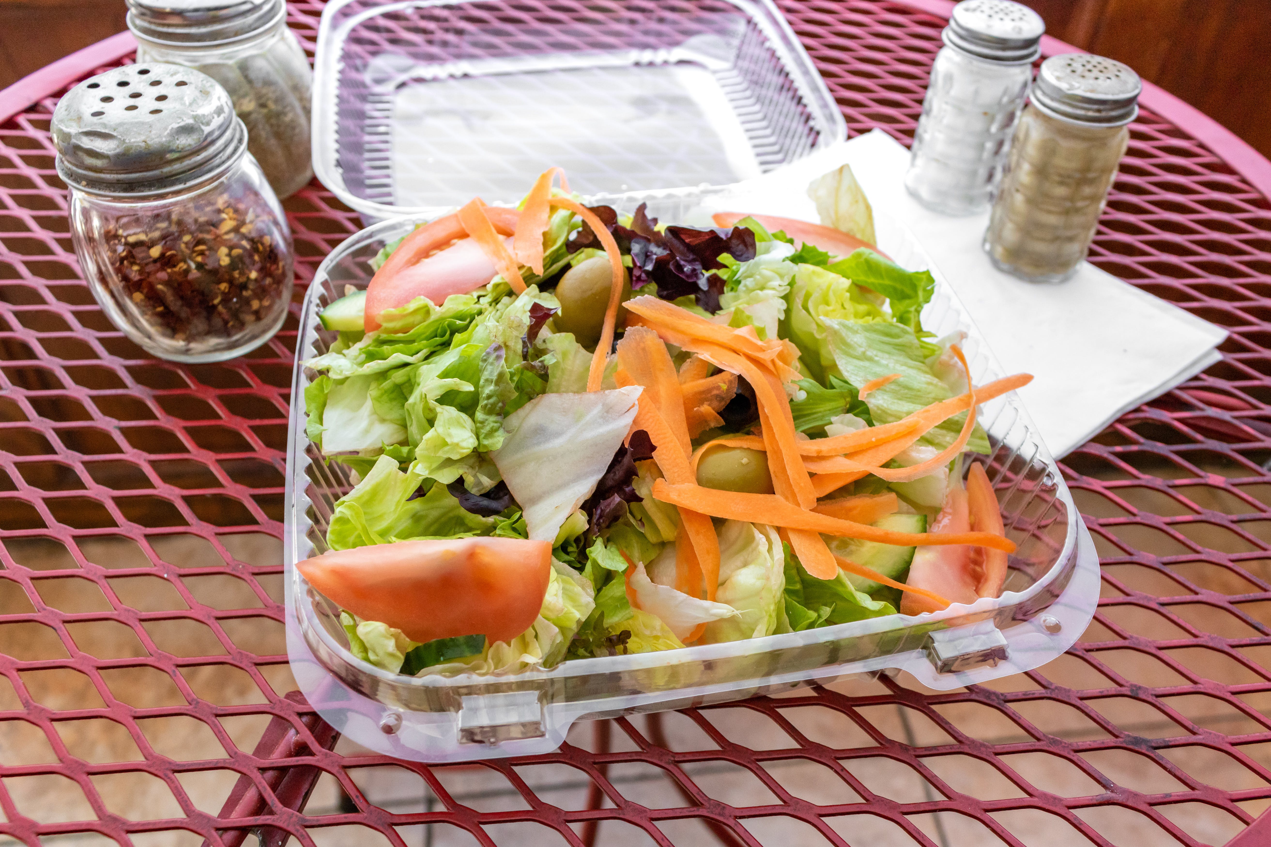 Order Tossed Salad - Tossed Salad food online from Massimo Pizzeria store, Southampton on bringmethat.com