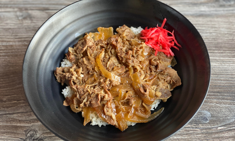 Order Beef & Rice Bowl food online from Shin-Sen-Gumi Yakitori & Men-Ya store, Alhambra on bringmethat.com