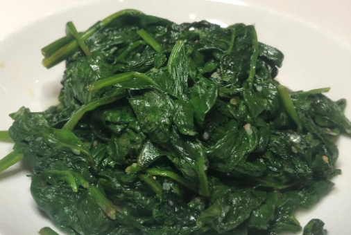 Order Garlic Spinach food online from Chadds Ford Tavern store, Chadds Ford on bringmethat.com