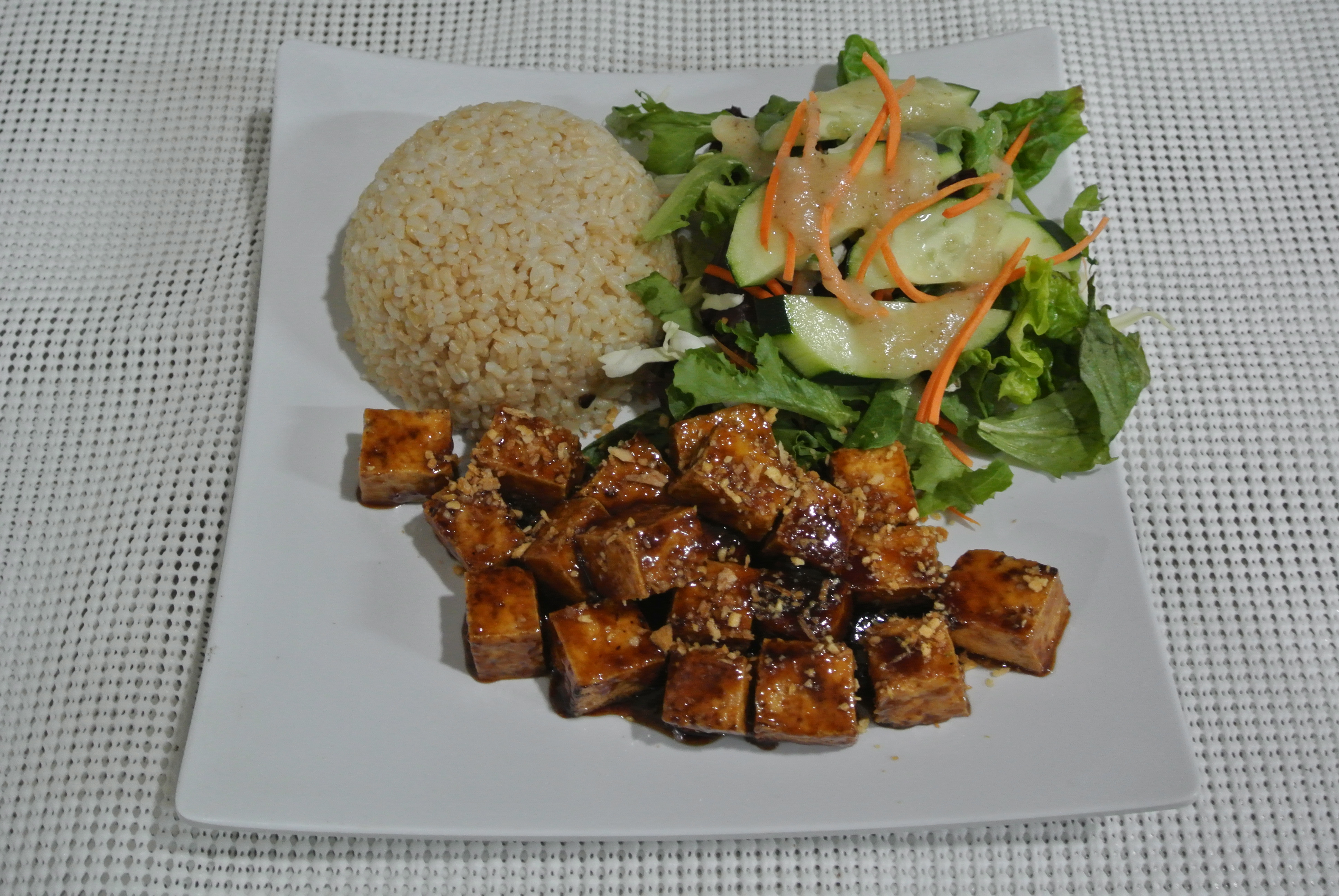 Order Grilled Tofu food online from Loving Hut Vegan Express store, San Diego on bringmethat.com