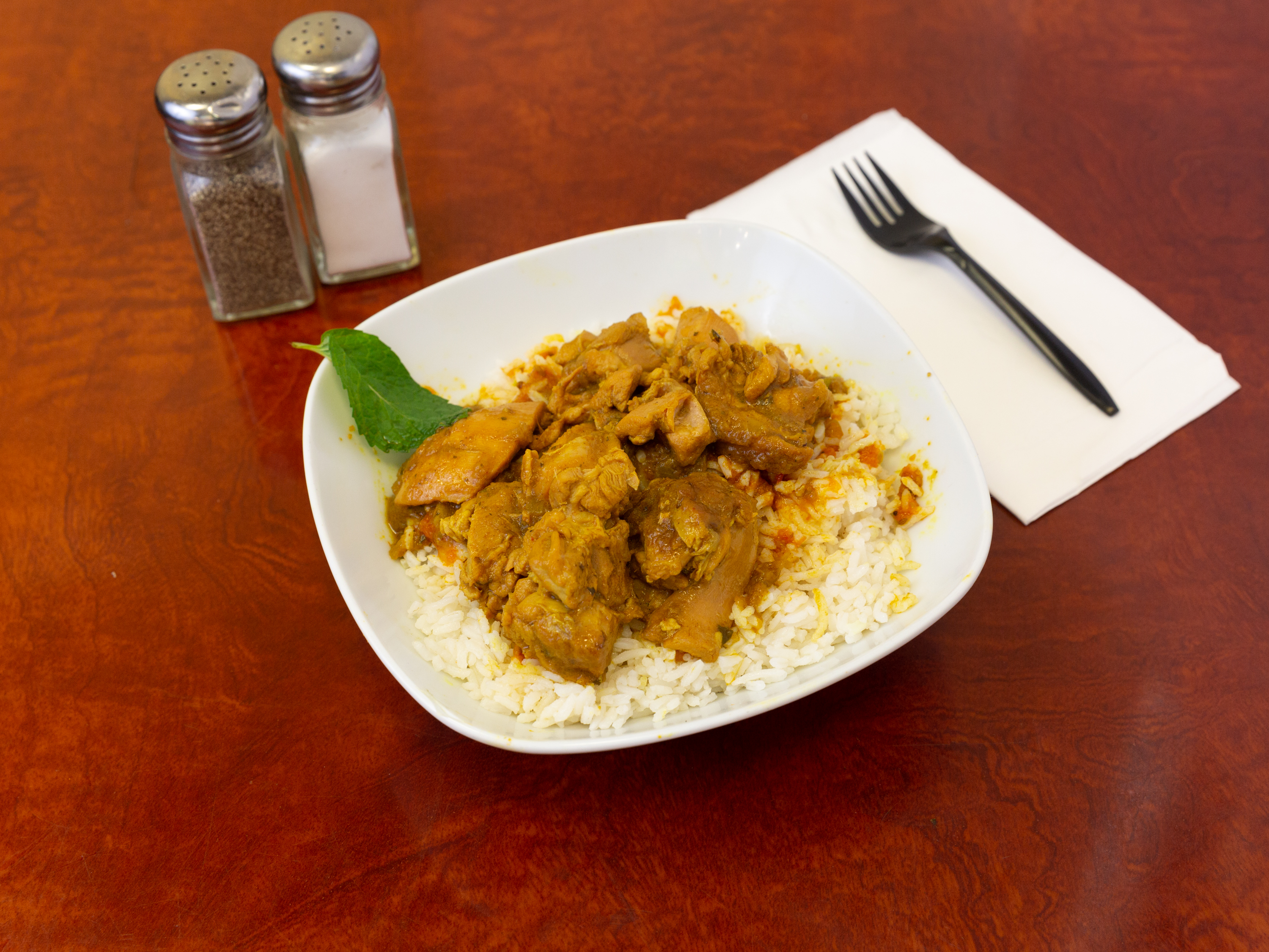 Order Lamb Curry food online from Golden Indian Grill & Pizza store, Los Angeles on bringmethat.com