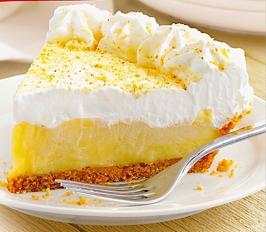 Order Banana Cream Pie food online from Captain’s Curbside Seafood store, Trappe on bringmethat.com