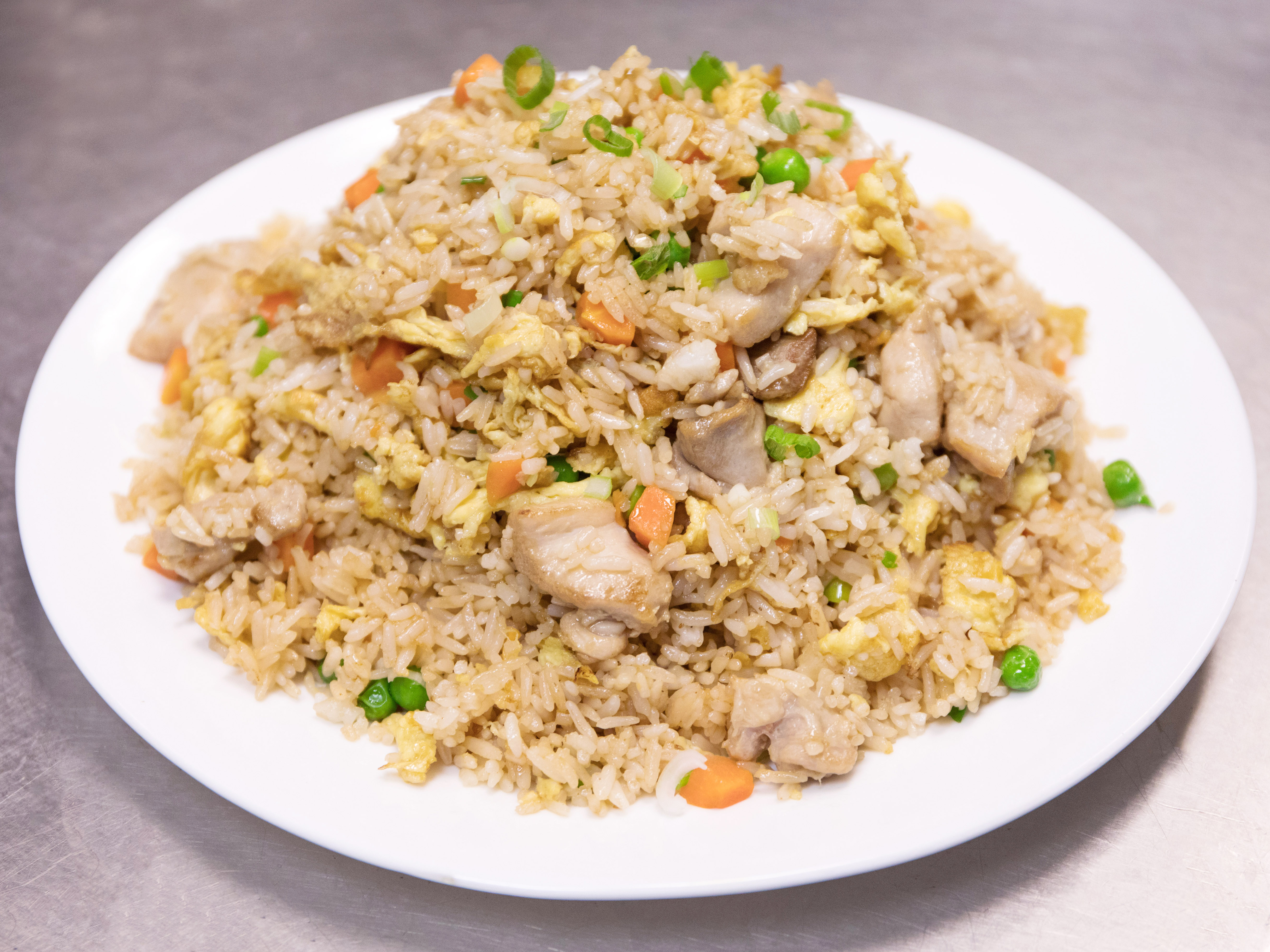Order 97. Chicken Fried Rice food online from Uncle yu express restaurant store, Union City on bringmethat.com