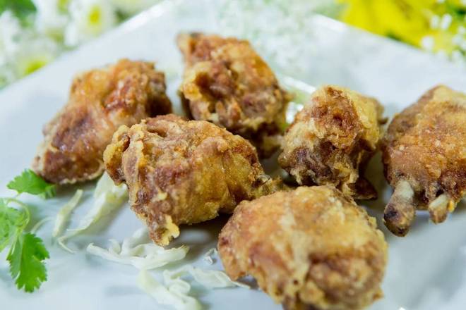 Order Fried Chicken Wings food online from Dragon Palace store, Gresham on bringmethat.com