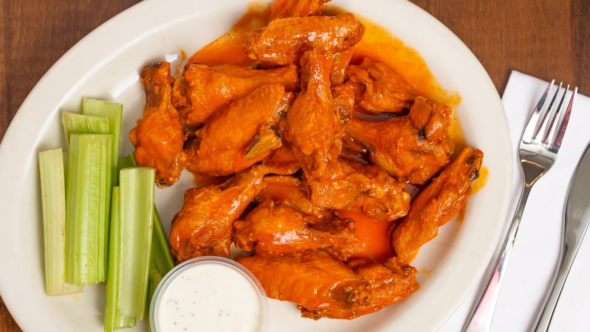 Order 12 Wings food online from New York J and P Pizza store, Mount Airy on bringmethat.com