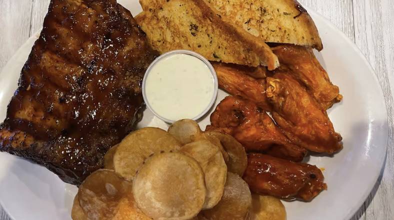 Order Rib and Wing Platter food online from Gator's Dockside store, Orlando on bringmethat.com