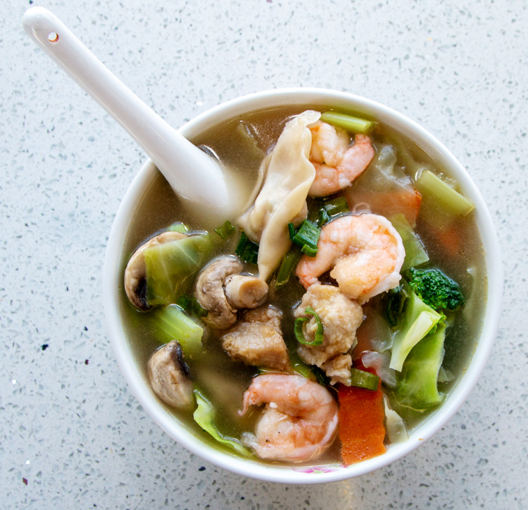 Order Wor Wonton Soup food online from Chinatown Express store, Venice on bringmethat.com