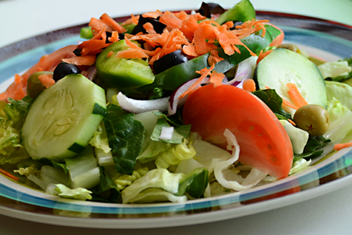 Order Tossed Salad food online from Famous Pizza Express store, Riverdale on bringmethat.com