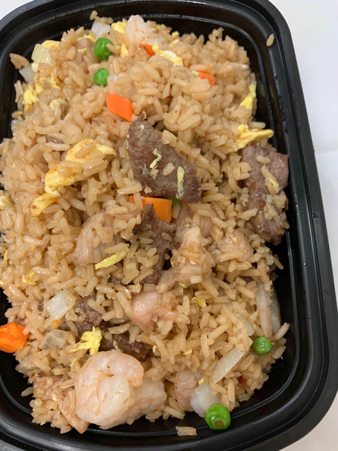 Order 1105. Combination Fried Rice food online from New New Buffet store, Addison on bringmethat.com