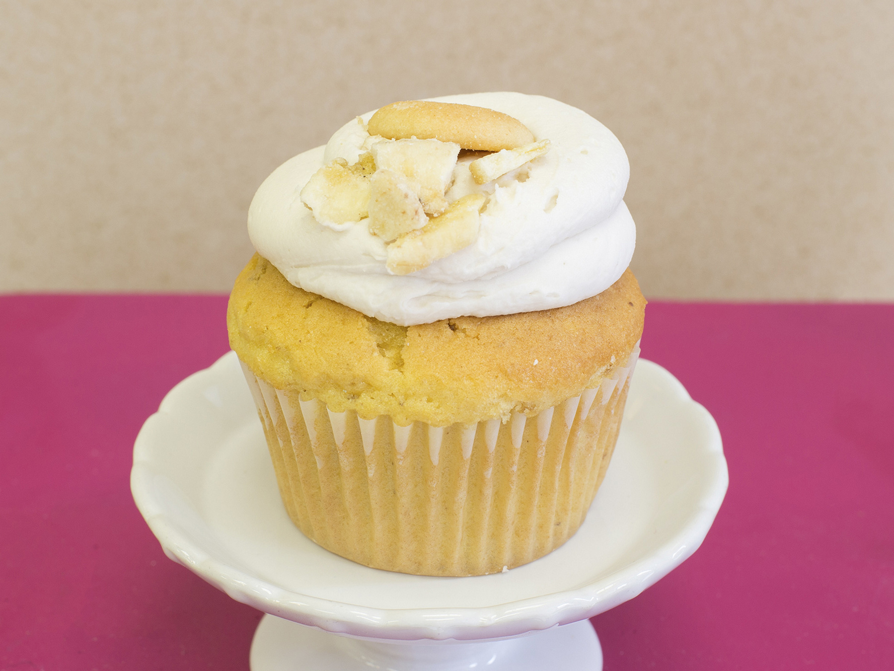 Order Banana Pudding Cupcake food online from Livay Sweet Shop store, Plainfield on bringmethat.com