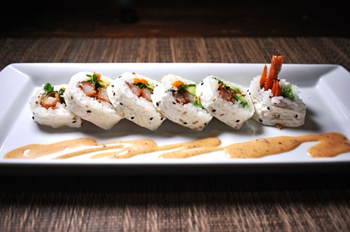 Order Thai Coconut Shrimp Roll food online from Zono Sushi store, Glendale on bringmethat.com