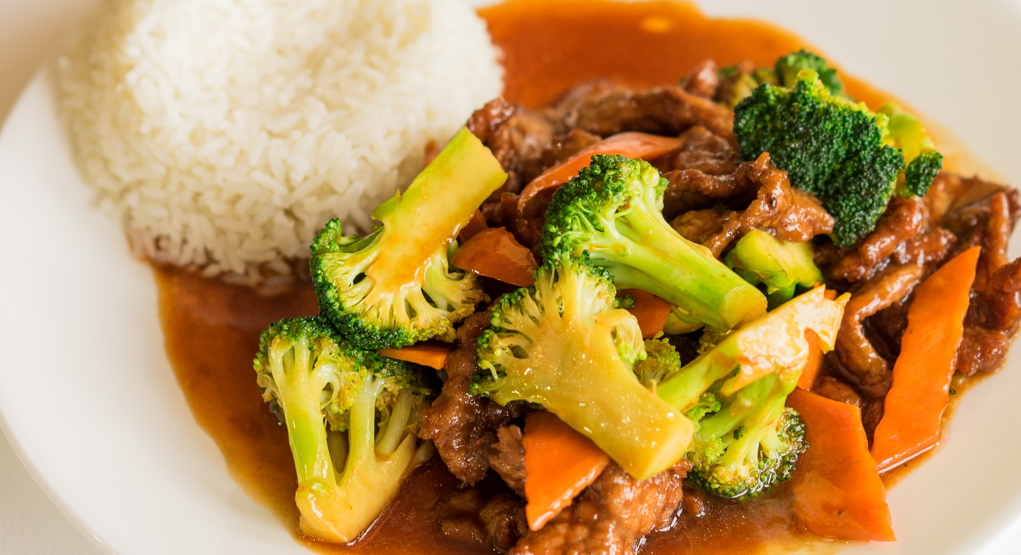 Order B1. Beef with Broccoli food online from New Dragon store, Atlanta on bringmethat.com