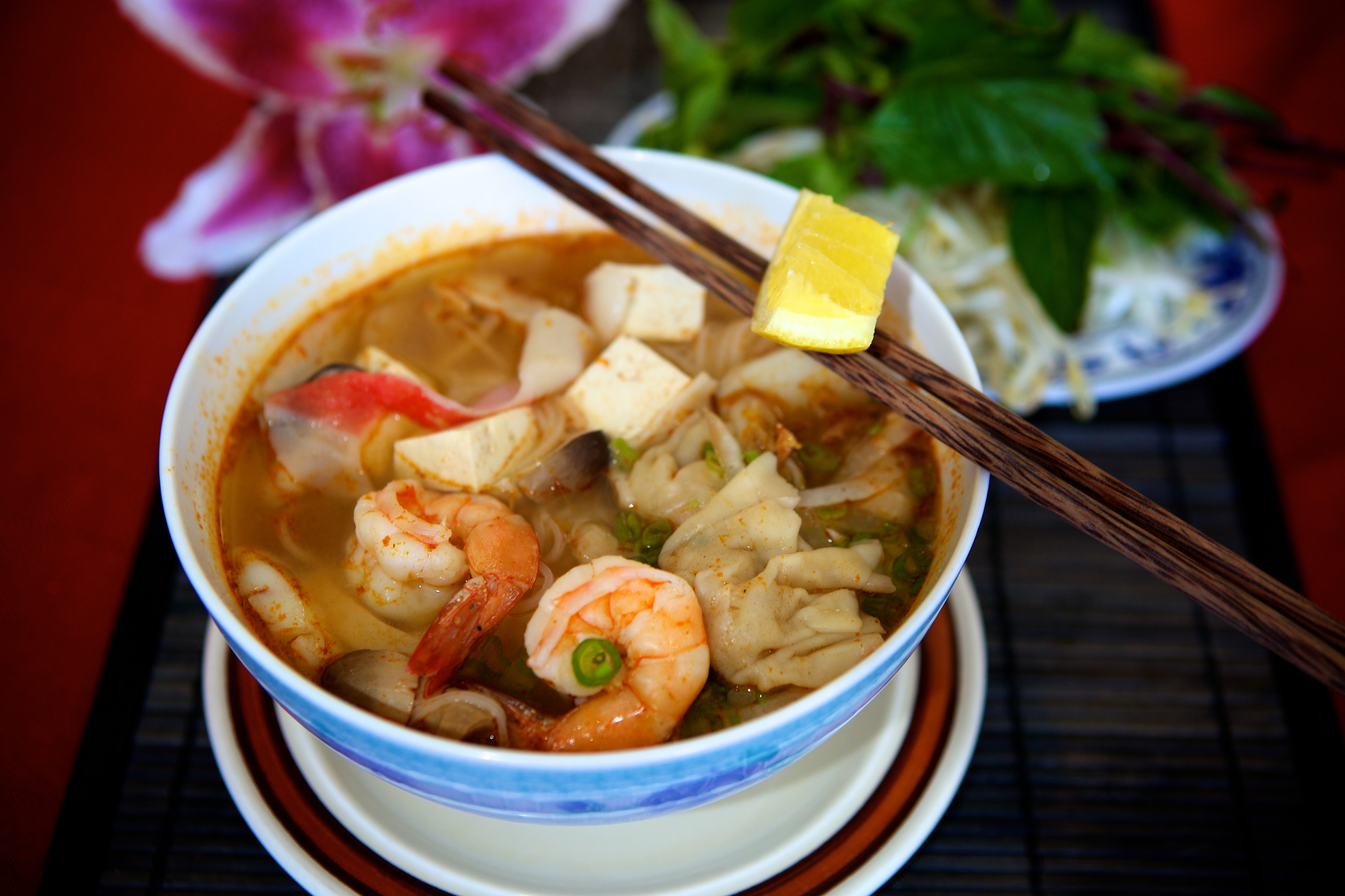 Order 25. Thai Seafood Soup food online from Le Paradis store, hayward on bringmethat.com