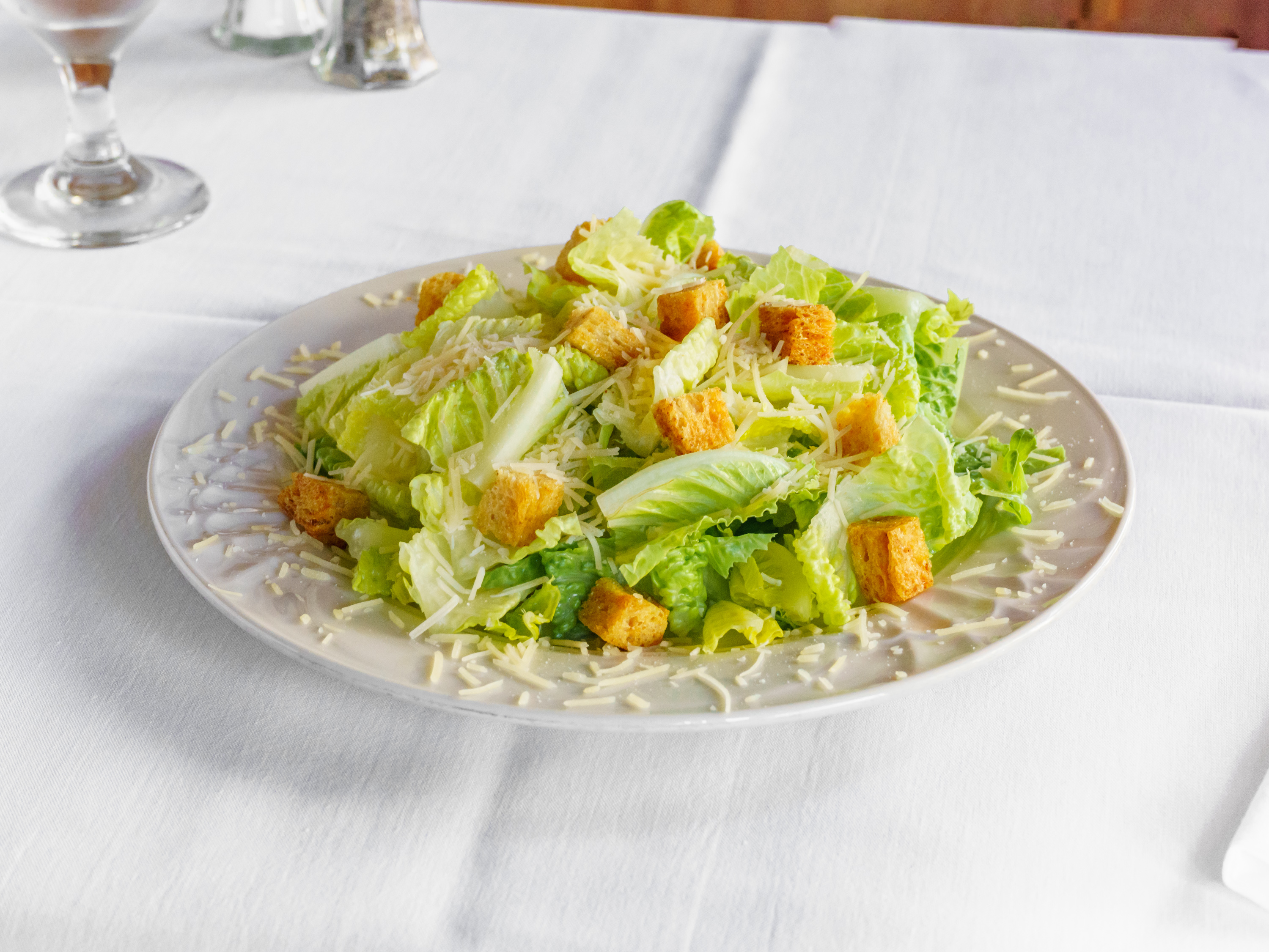Order Caesar Salad food online from Hyde Street Seafood House and Raw Bar store, San Francisco on bringmethat.com