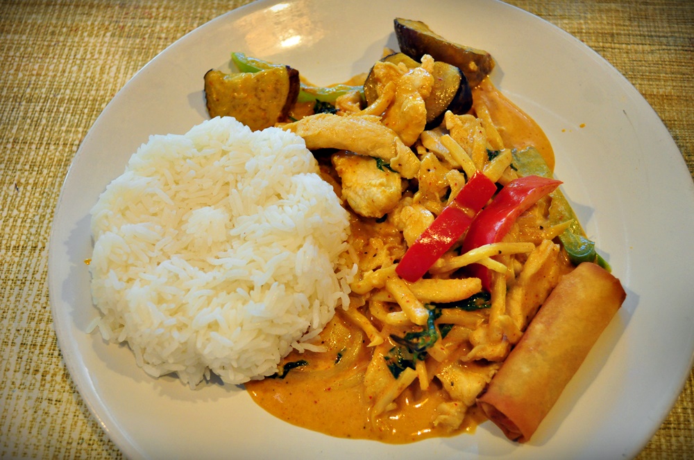 Order Lunch Red Curry food online from Rice Thai Cookery store, Portland on bringmethat.com