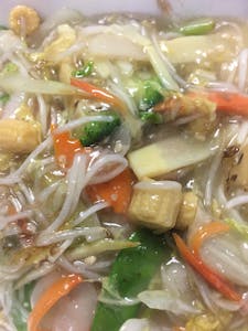 Order L20. Chow Mein (Lunch) food online from Lemongrass Cafe store, Louisville on bringmethat.com