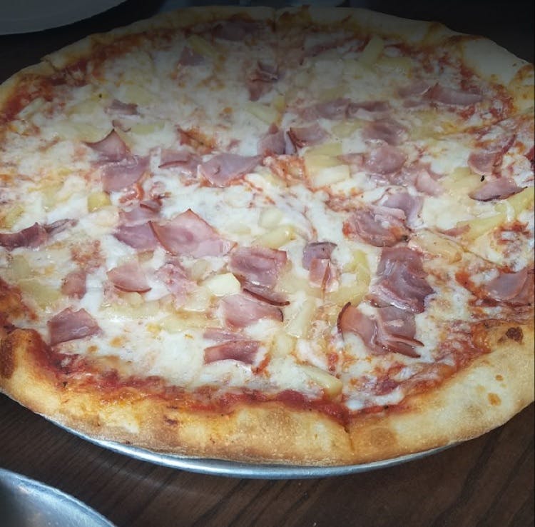 Order Hawaiian Pizza - 14" food online from Primo Pizza Ny Style store, Cary on bringmethat.com