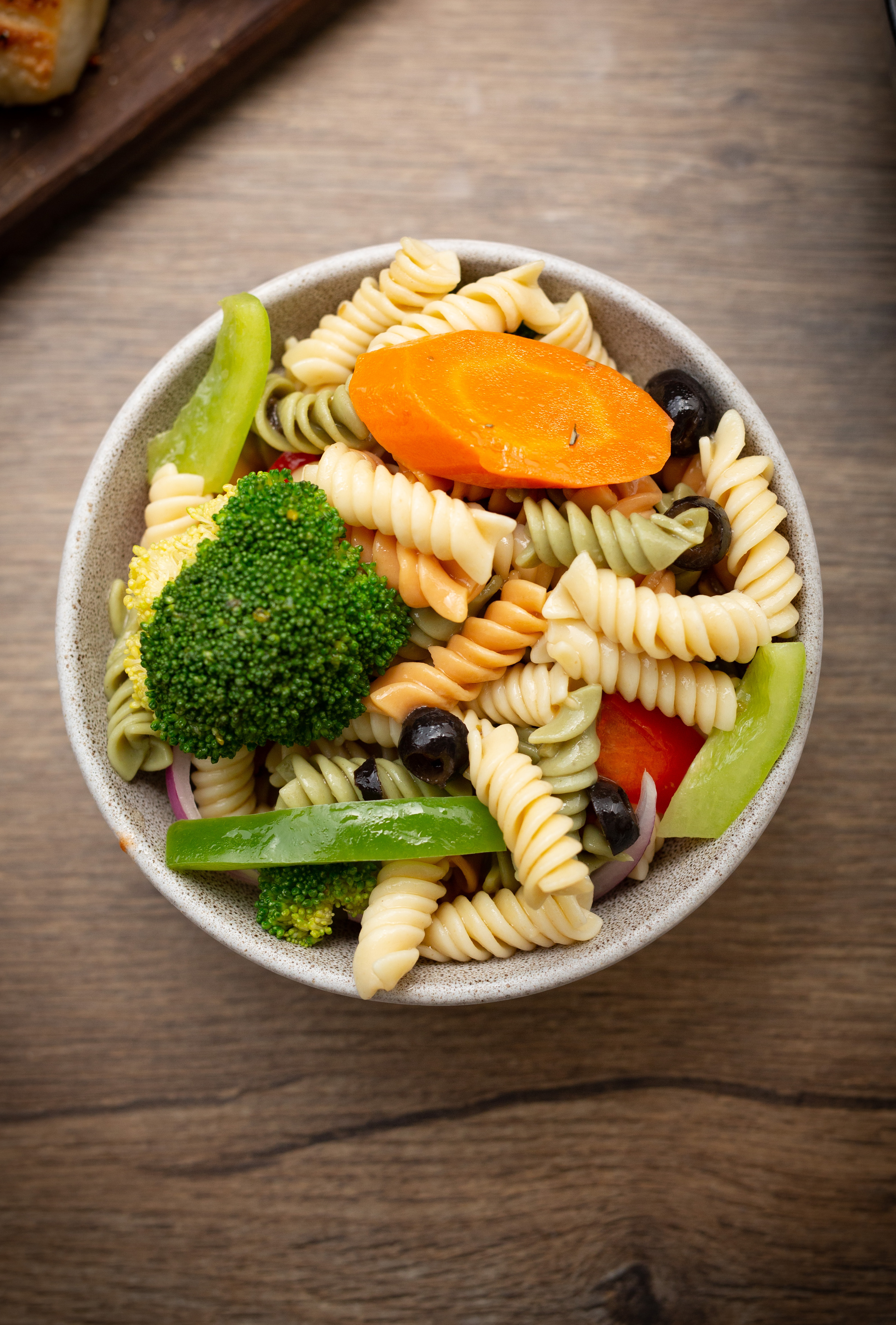 Order Pasta Salad food online from Crave Pizza store, Anaheim on bringmethat.com