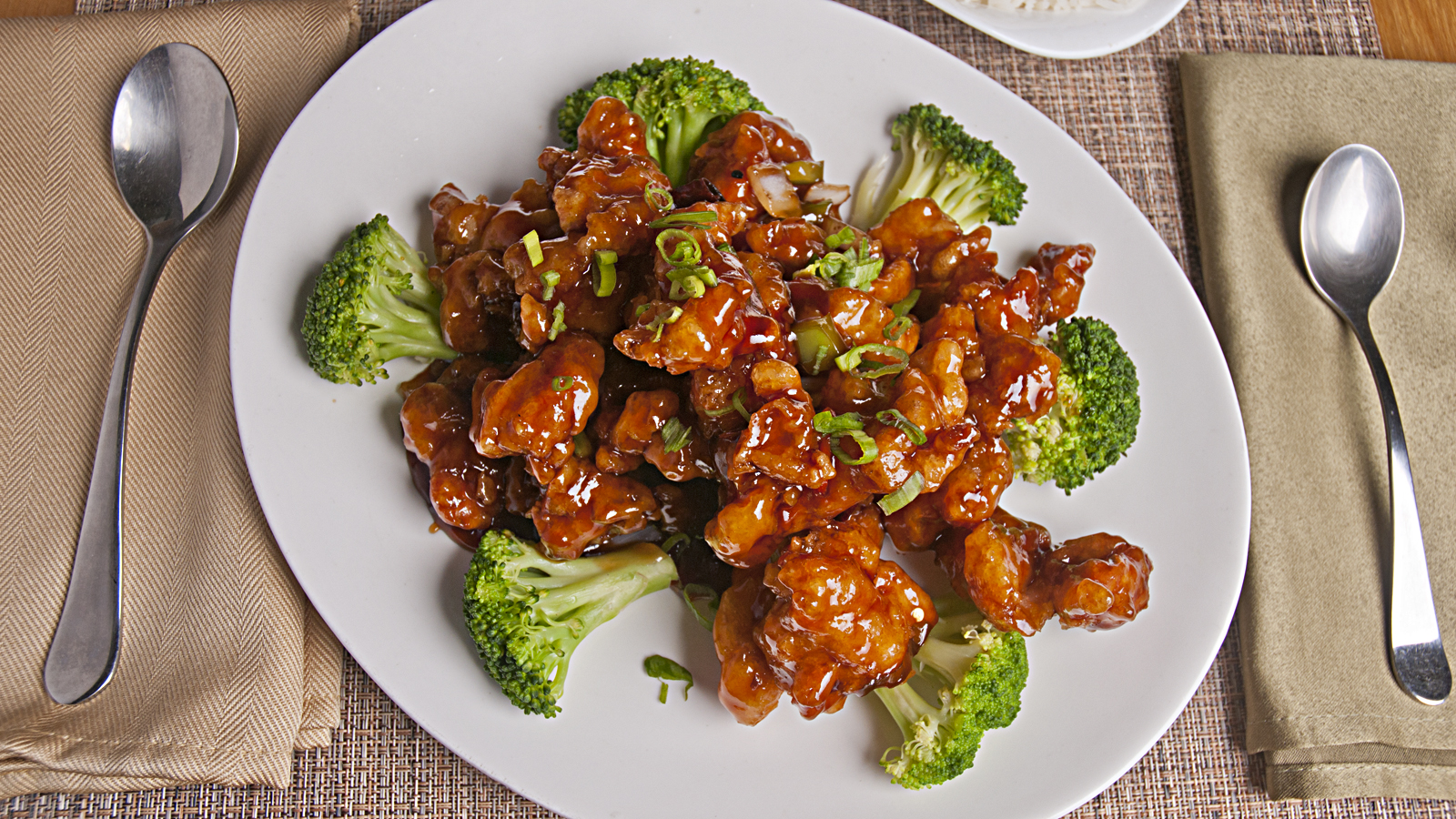 Order General Tso's Chicken food online from Ban Ban Asian Bistro store, Abington on bringmethat.com